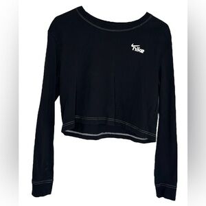 Nike The Nike Tee Black Crop Top Long Sleeve Women’s Size Small Active Workout